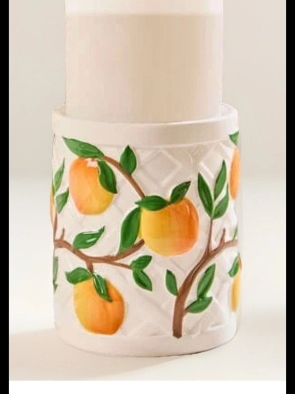 Bath & Body Works White Peach Pattern Ceramic Wallflower Holder